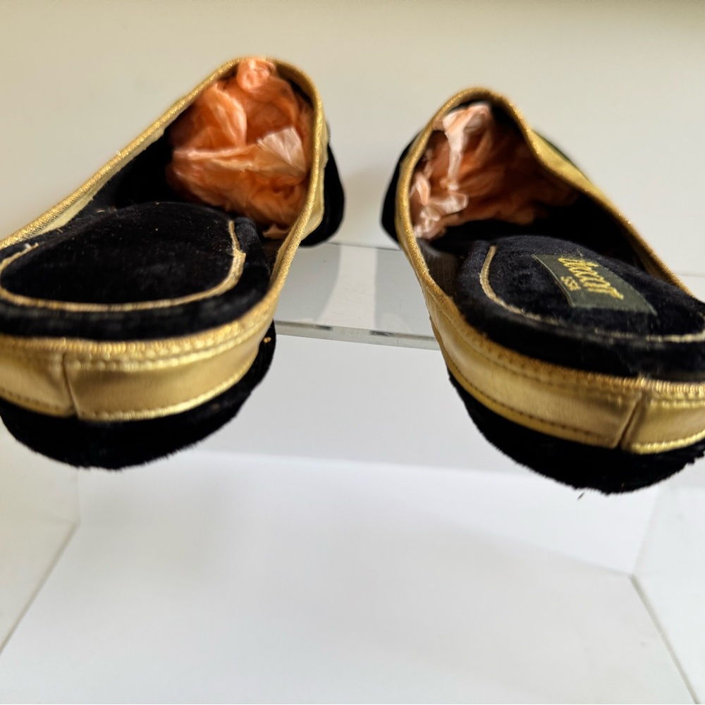BEACON SLIPPERS BLACK VELVET with GOLD ACCENT - 10.5 Grand Millennial Regency - Picture 9 of 15